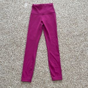 Lululemon size 0 Wunder Train legging Ripened Raspberry 23”